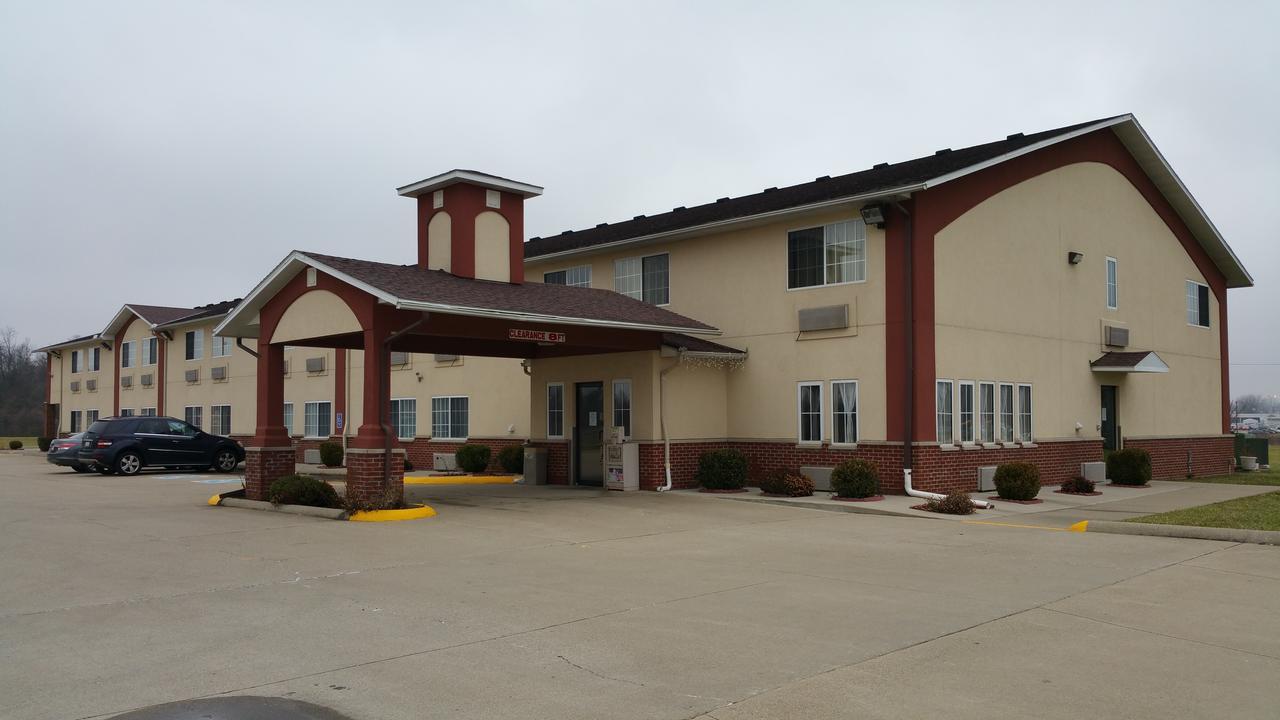 מלון Mount Carmel Super 8 By Wyndham Mt. Carmel Il מראה חיצוני תמונה